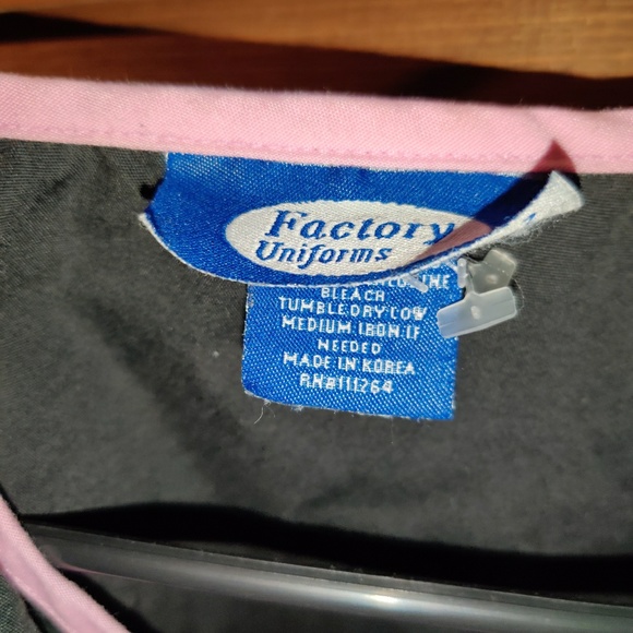 Scrub Set - Picture 2 of 4